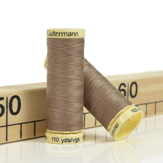 Gütermann Sewing Thread 199 Clay