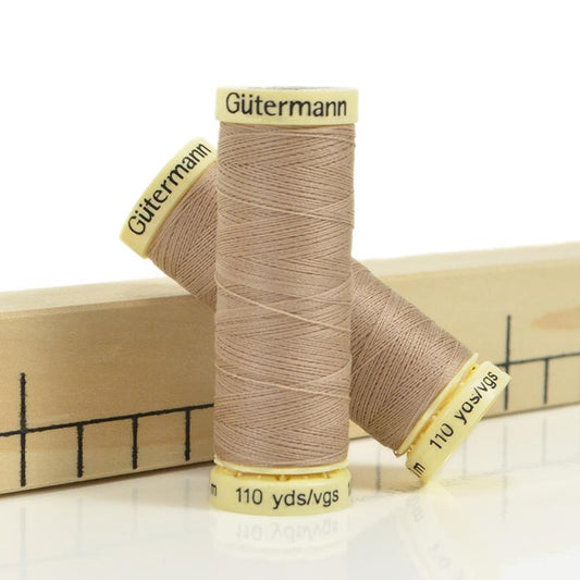 Gütermann Sewing Thread 215 Antique Beige