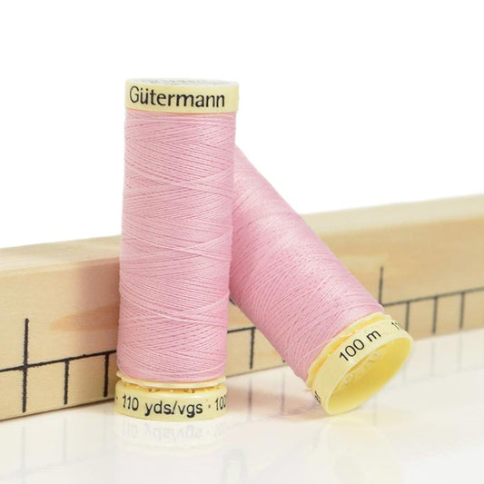 Gütermann Sewing Thread 320 Candy Pink