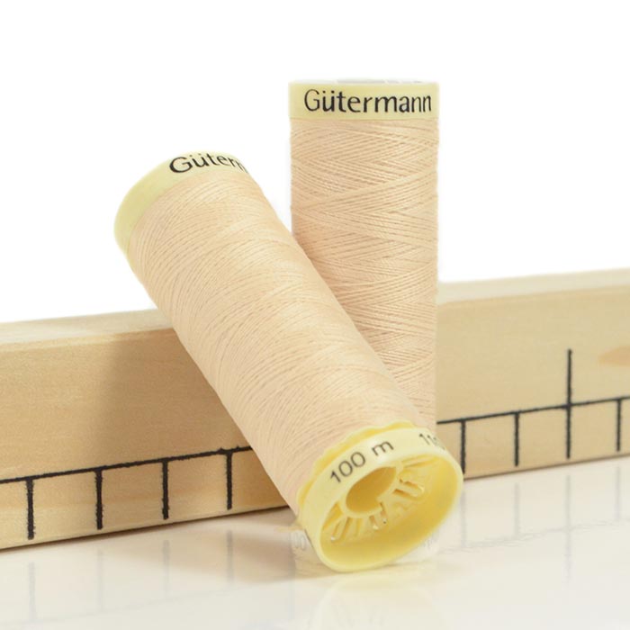 Filo Gütermann Cucitutto 414 Crema