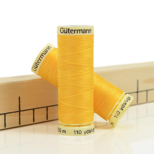 Filo Gütermann Cucitutto 417 Giallo oro