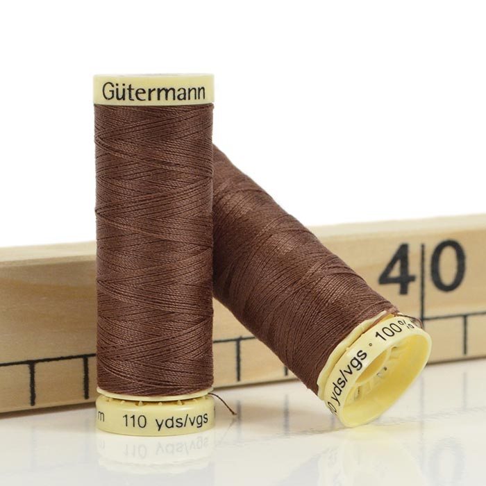 Fil à coudre Gütermann 446 Café