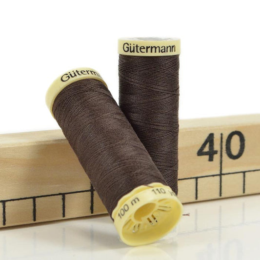 Gütermann Sewing Thread 540 Bistro