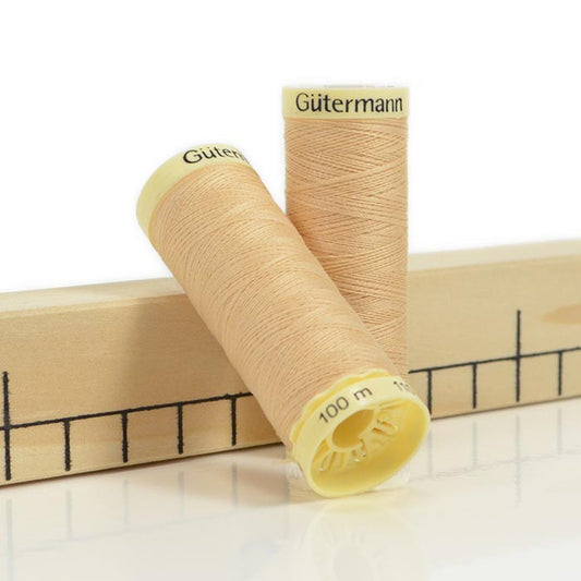 Gütermann Sewing Thread 006 Champagne