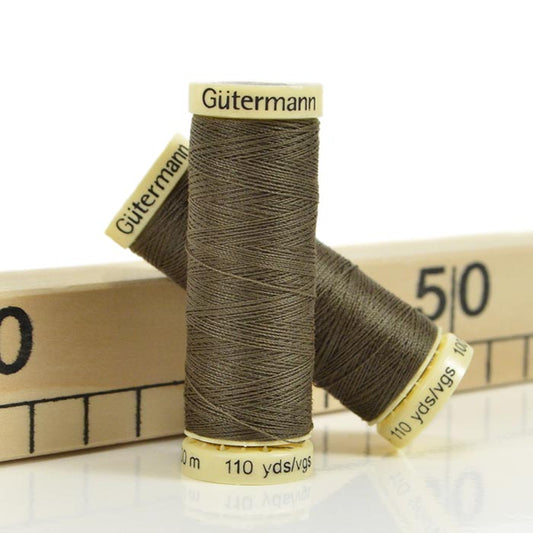 Gütermann Sewing Thread 676 Dark Khaki