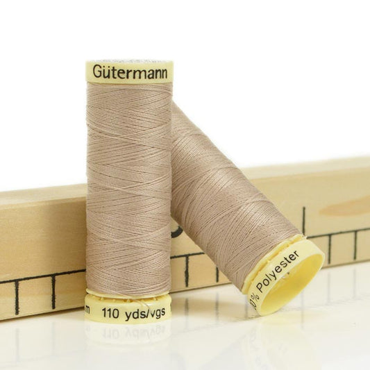 Gütermann Sewing Thread 722 Sand