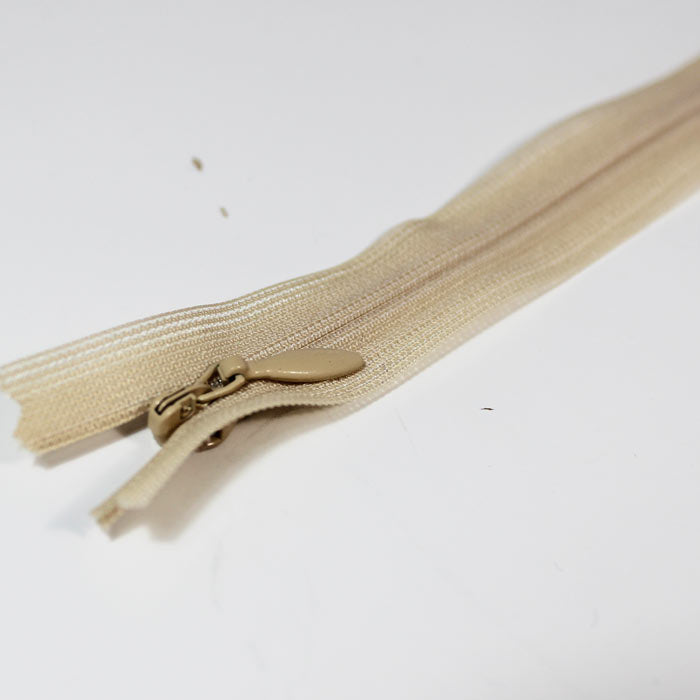 Cerniera invisibile, 25cm - vari colori