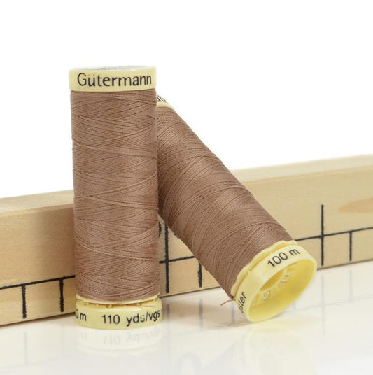 Filo Gütermann Cucitutto 139 Marrone pallido